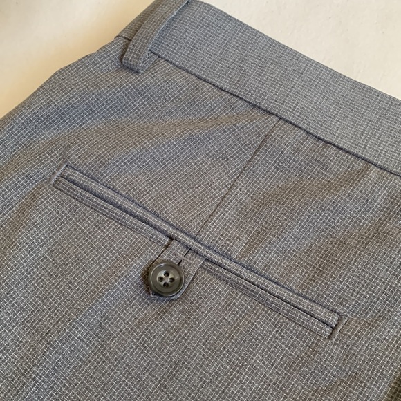 Perry Ellis Men’s Gray Dress Pants size 33x30 - Picture 6 of 6